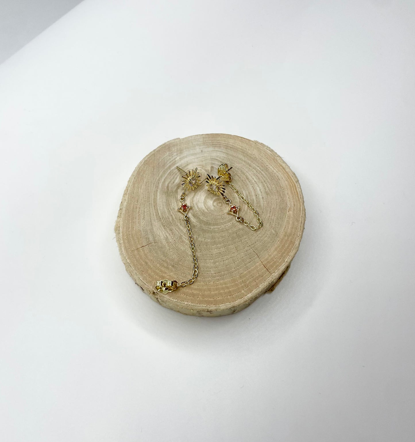 BOUCLE D’OREILLE CHAÎNE