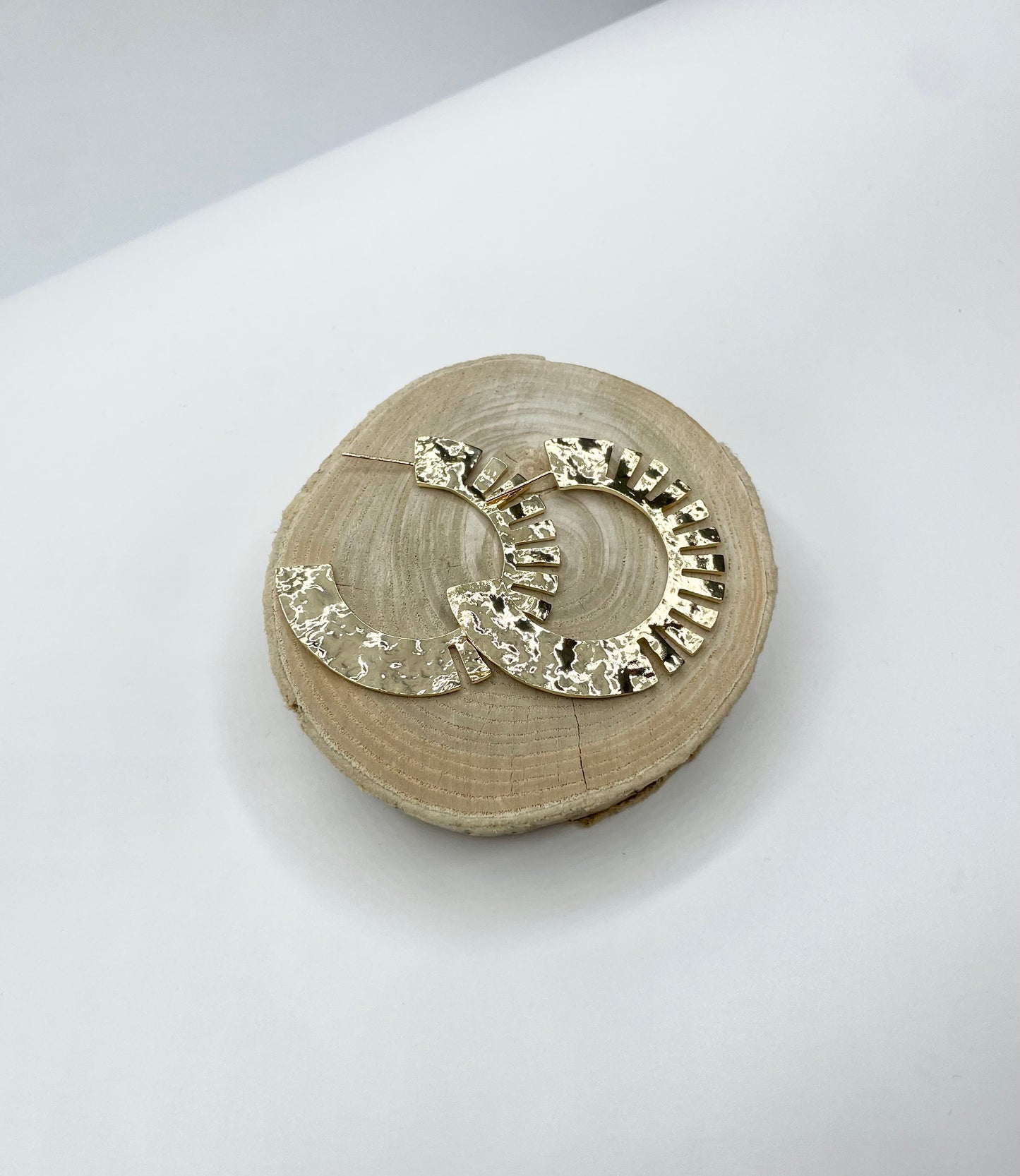 BOUCLE D’OREILLE ROUE