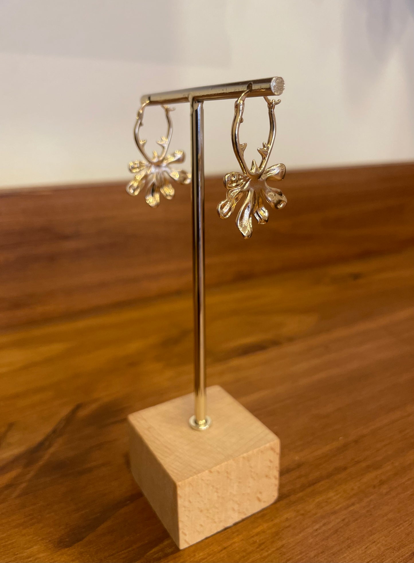 BOUCLE D’OREILLE PÉTALE