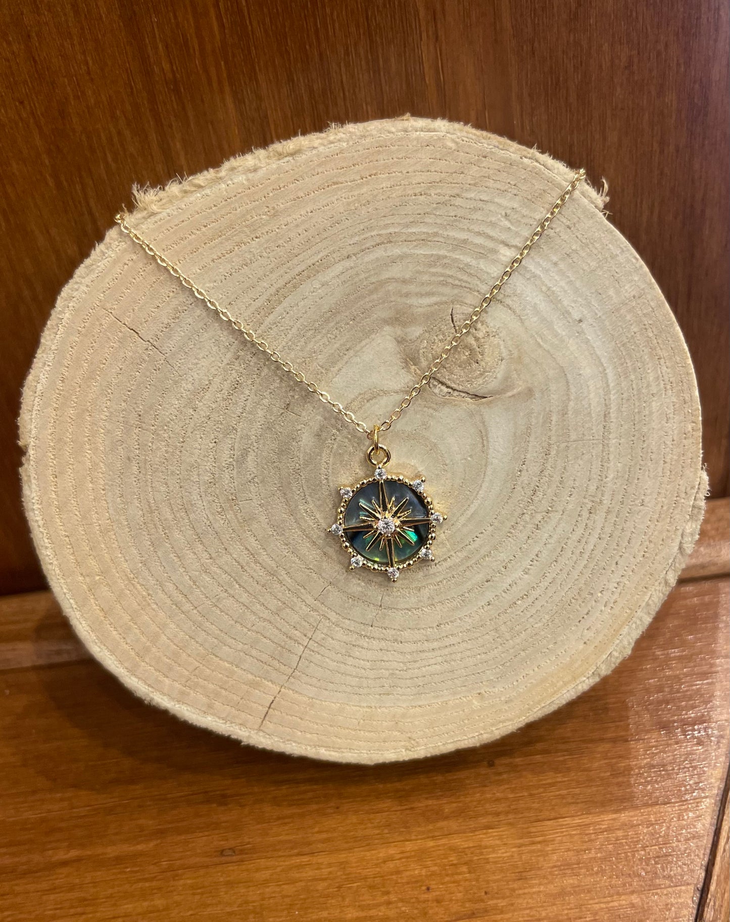COLLIER STELA