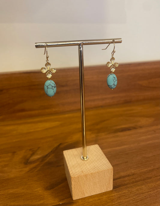 BOUCLE D’OREILLE PIERRE