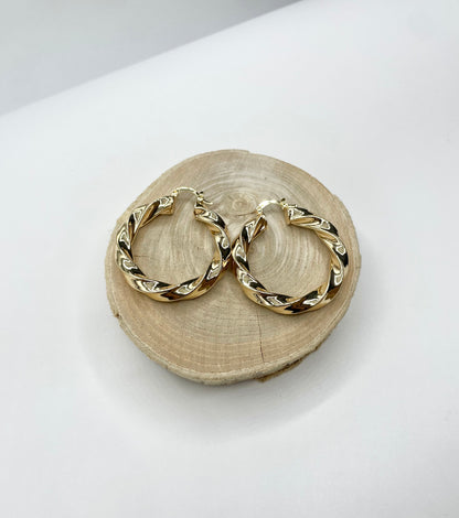 BOUCLE D’OREILLE TORSADE