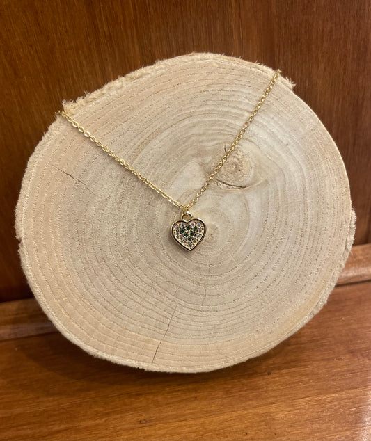 COLLIER LOVE